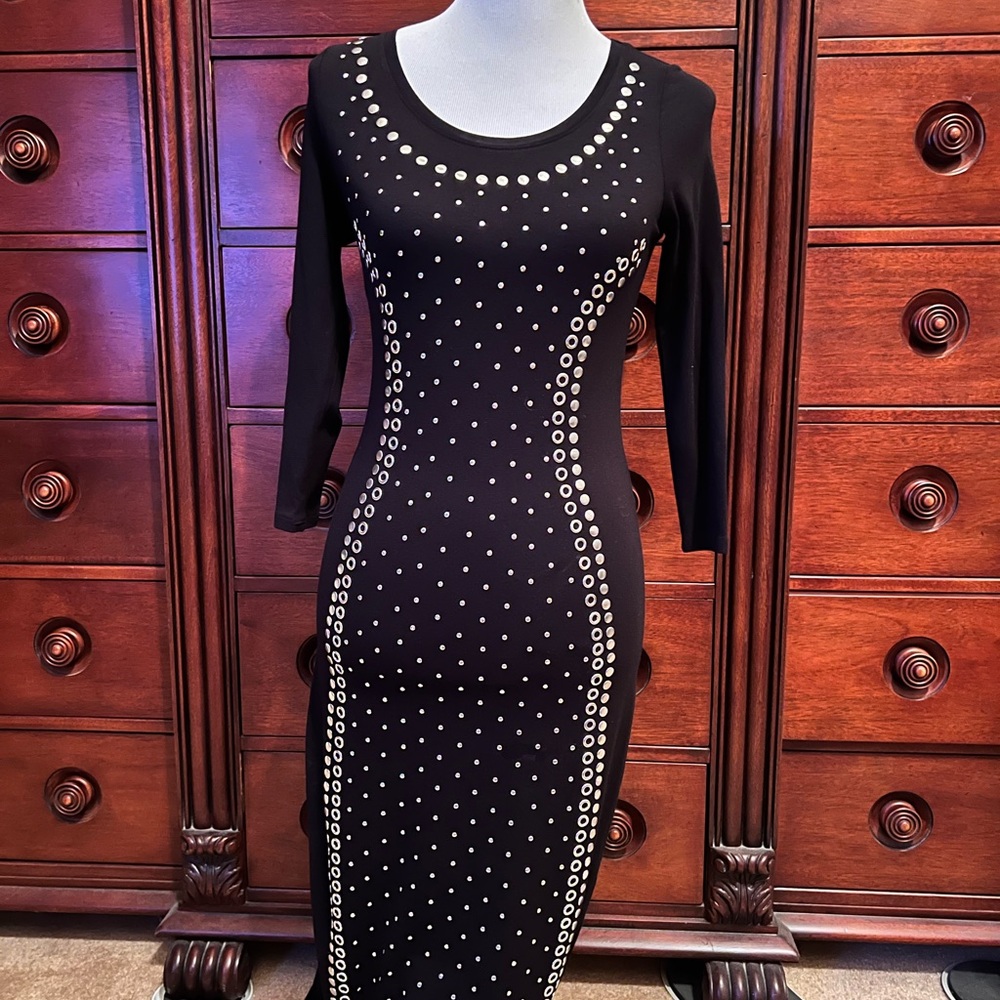 Bozzolo Black and White Long Sleeve Dress